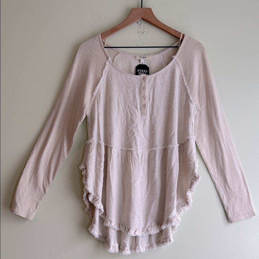 NWT Umgee Linen Frayed High Low Top